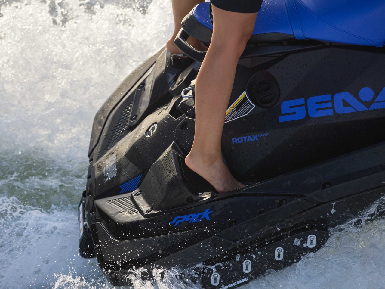 Lewis Marine | Step wedges